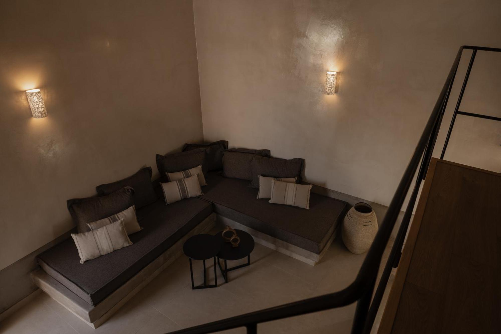Momi Slow Living Hotel แอร์ซอนิสซอส ภายนอก รูปภาพ
